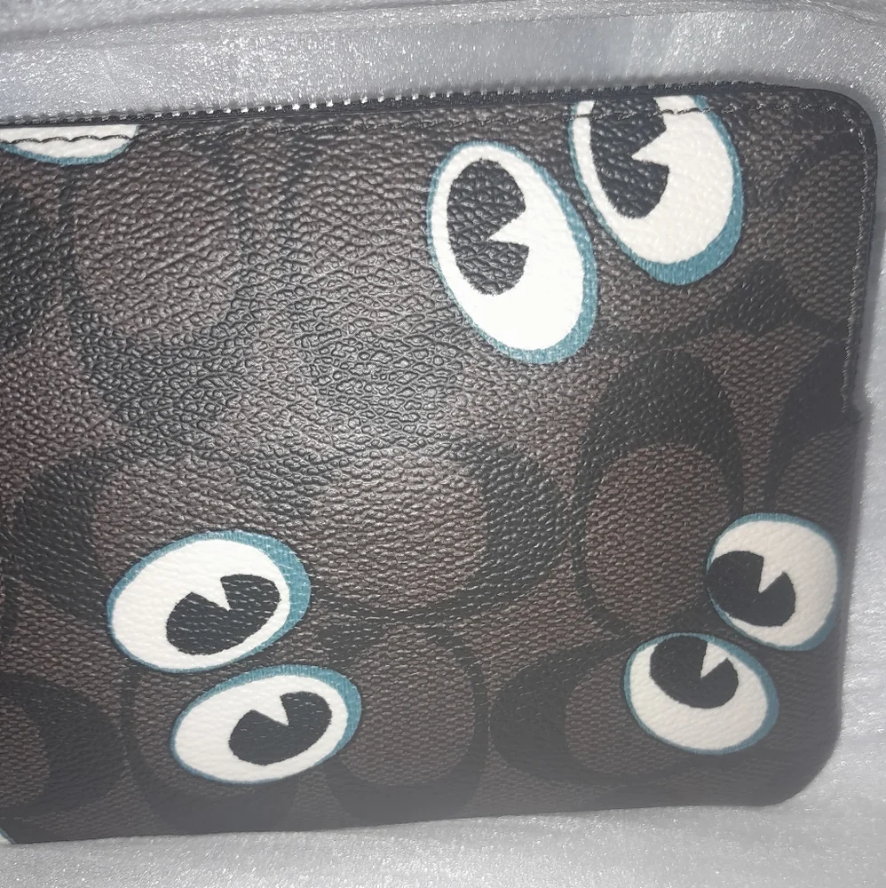 New Coach Wristlet Halloween Eyes NWT 🎃🎃Halloween Sale🎃🎃 Firm - Picture 3 of 7